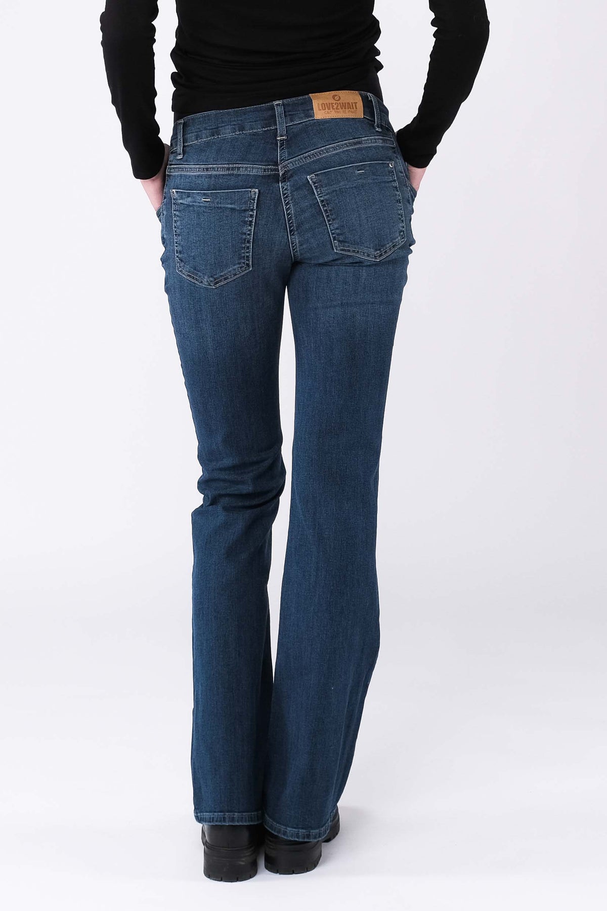 Judy Flared Fit | Stone Wash