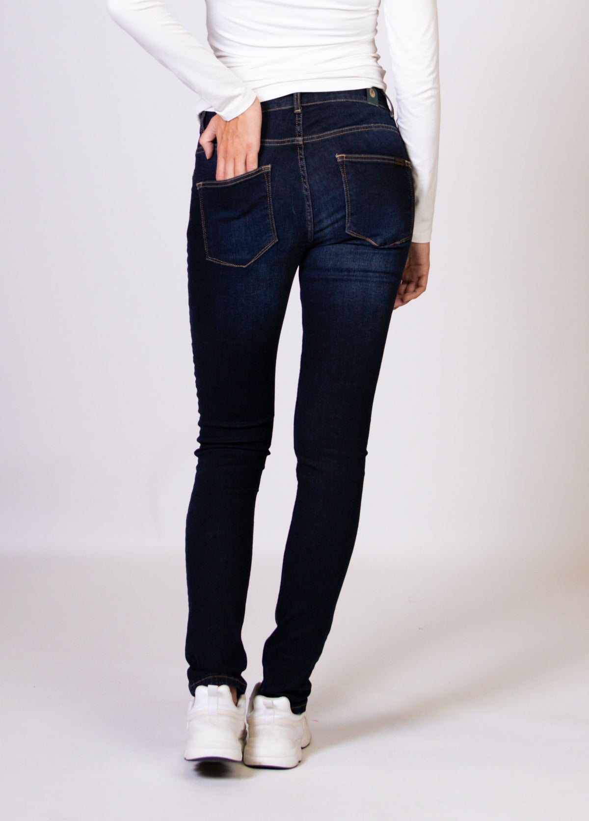 Emerald Skinny | Dark Wash