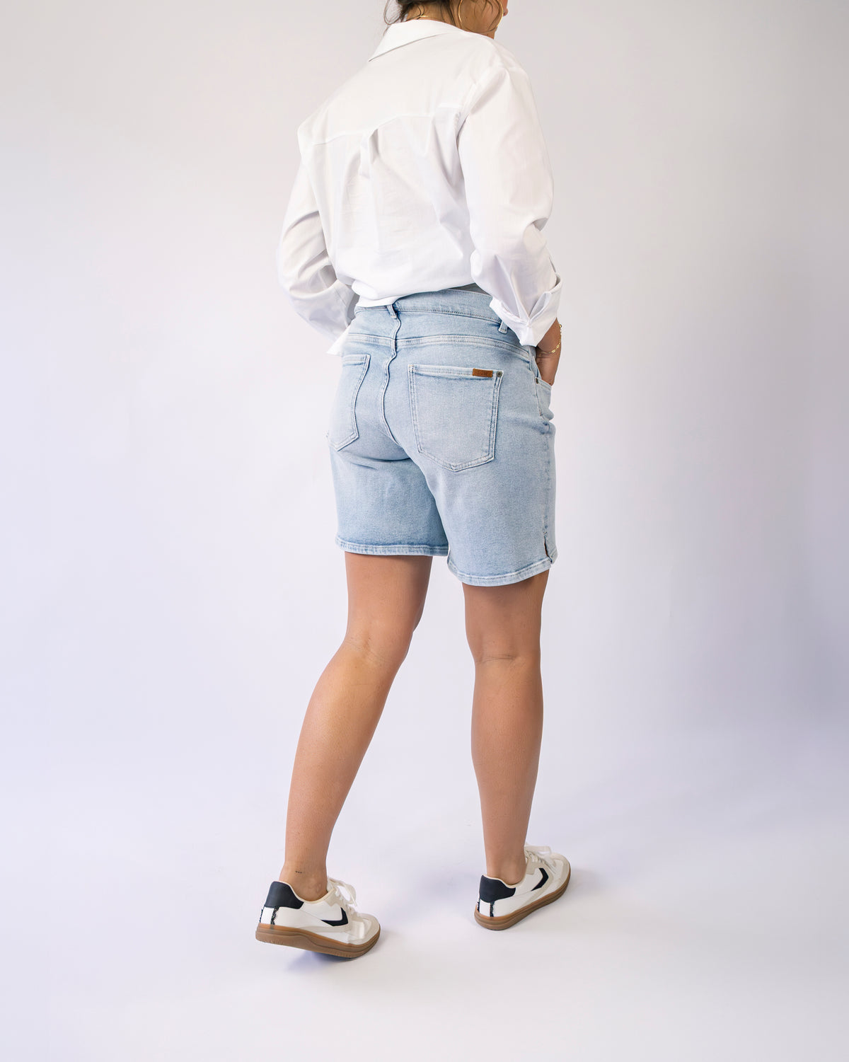 Short Denim | Light Wash